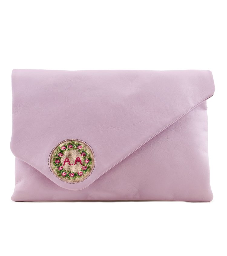 Le Monogramme Clutch